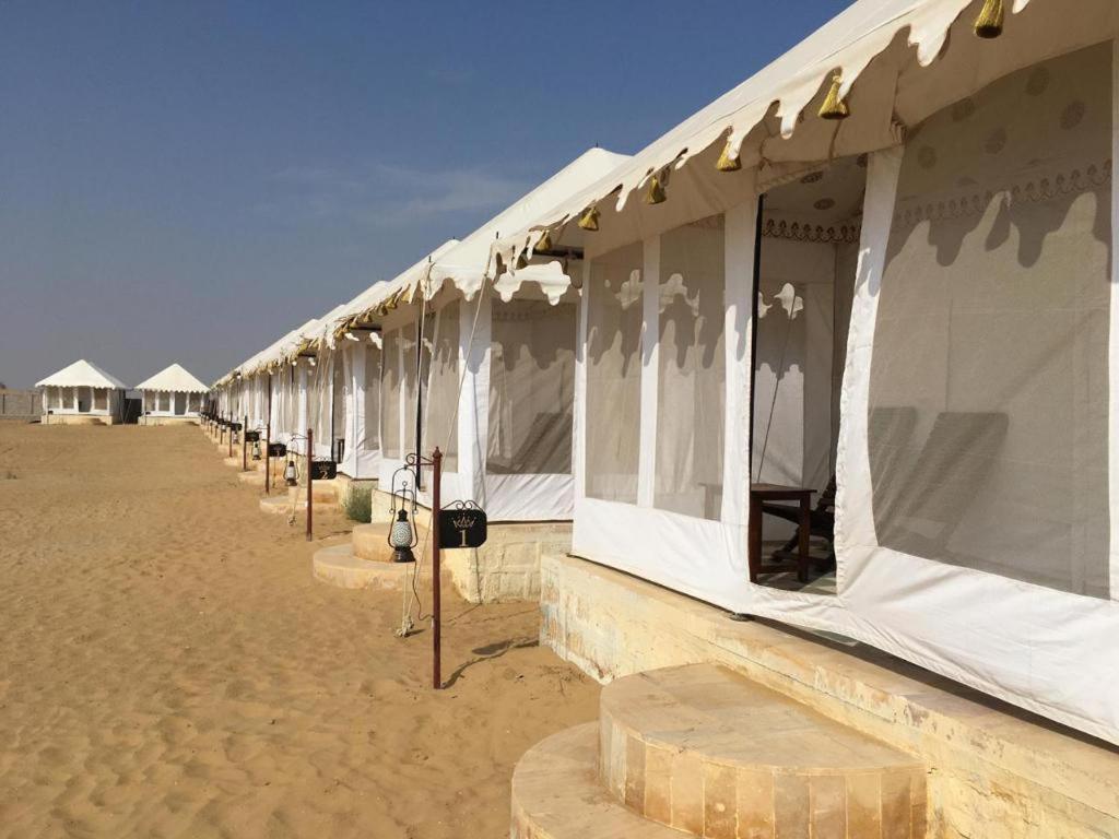 Golden Sandstone Hotel Desert Safari Camp Джайсалмер Екстер'єр фото