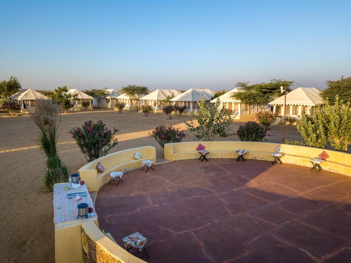 Golden Sandstone Hotel Desert Safari Camp Джайсалмер Екстер'єр фото